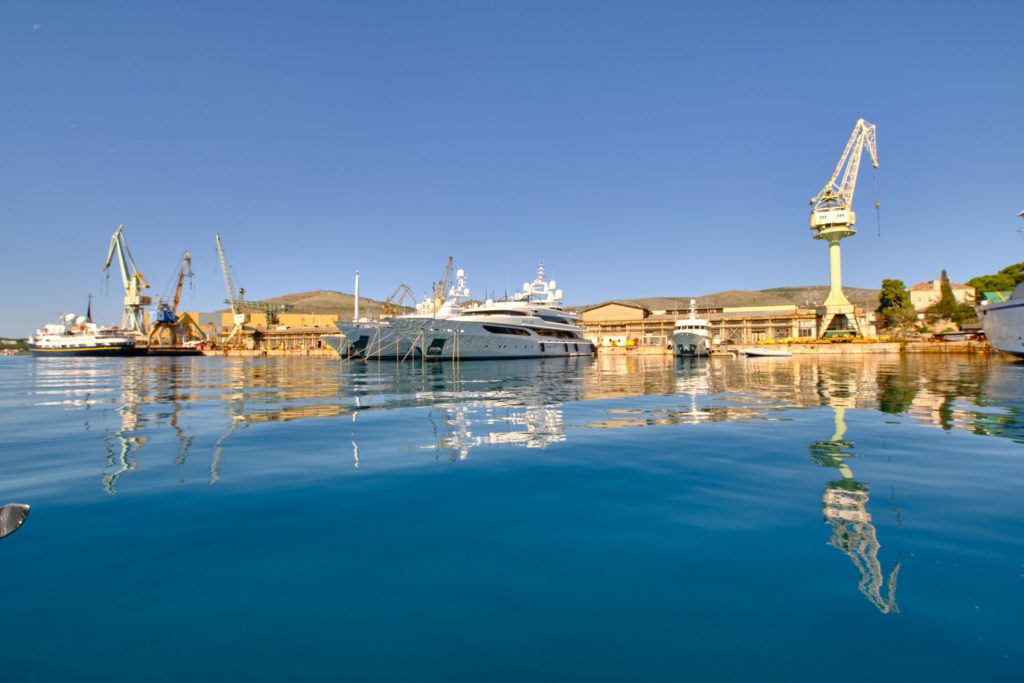 MY Silver Angel - 62m Benetti