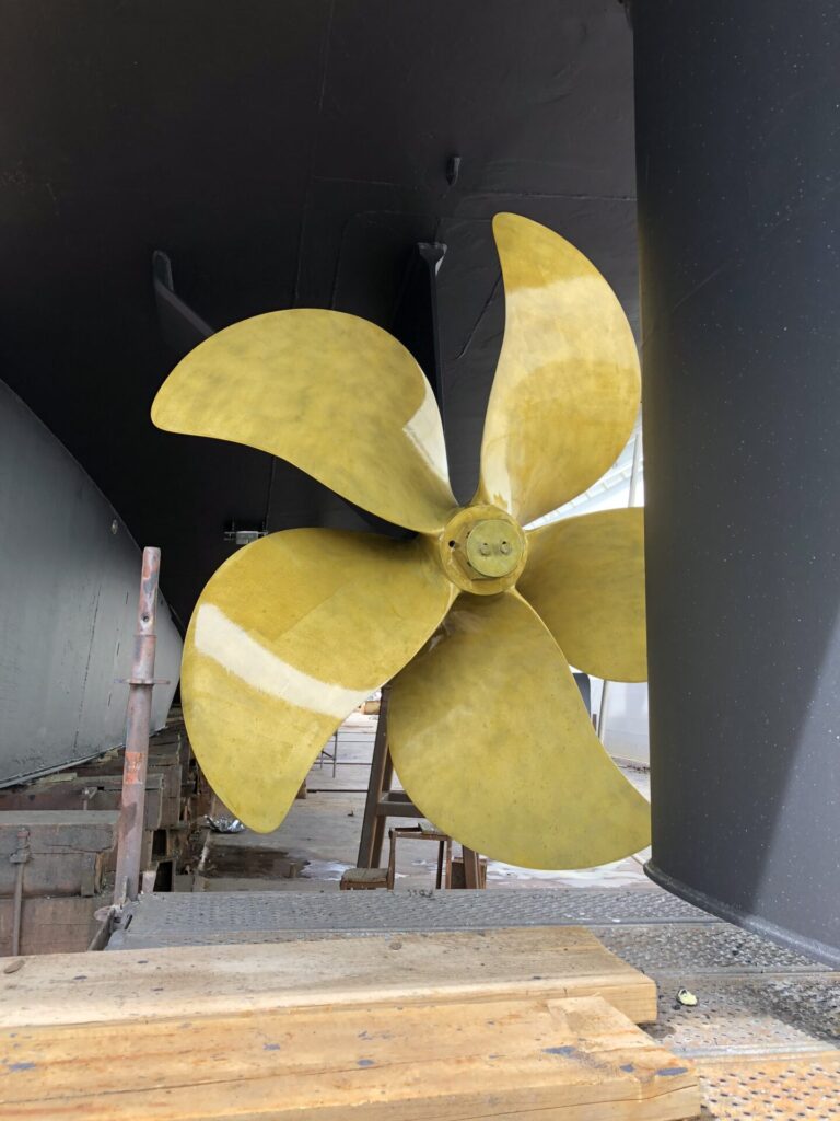 MY Mustique - 55m Trinity