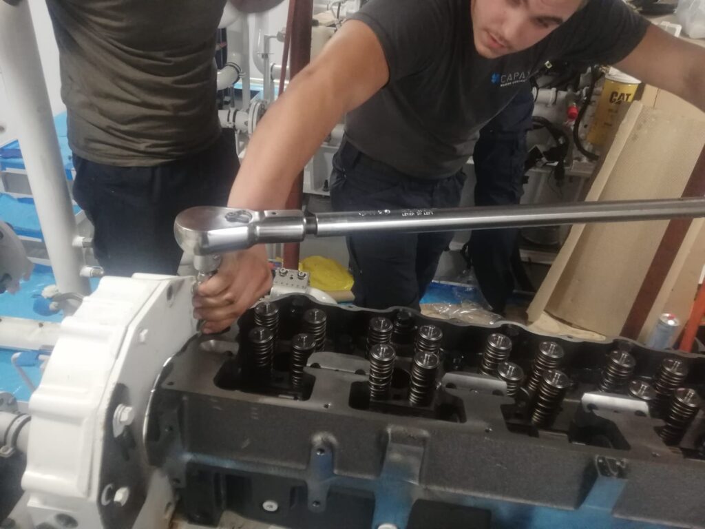 MY Royal Romance - 92m Feadship